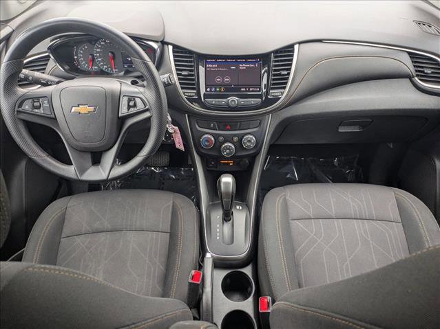 Used 2020 Chevrolet Trax LT FWD image 16