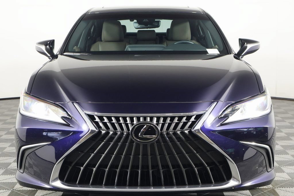 Certified 2025 Lexus ES 300h w/ Premium Package FWD image 2