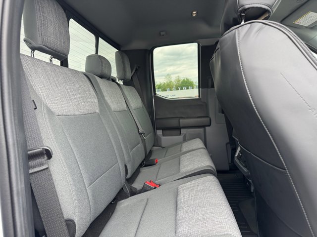 Used 2024 Ford F250 XLT w/ FX4 Off-Road Package AWD/4WD image 28