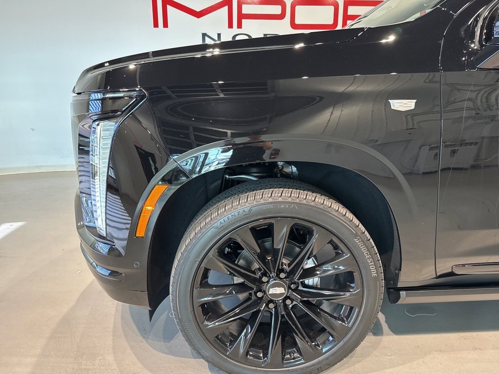 Used 2026 Cadillac Escalade Platinum Sport w/ LPO, ONYX Package image 7