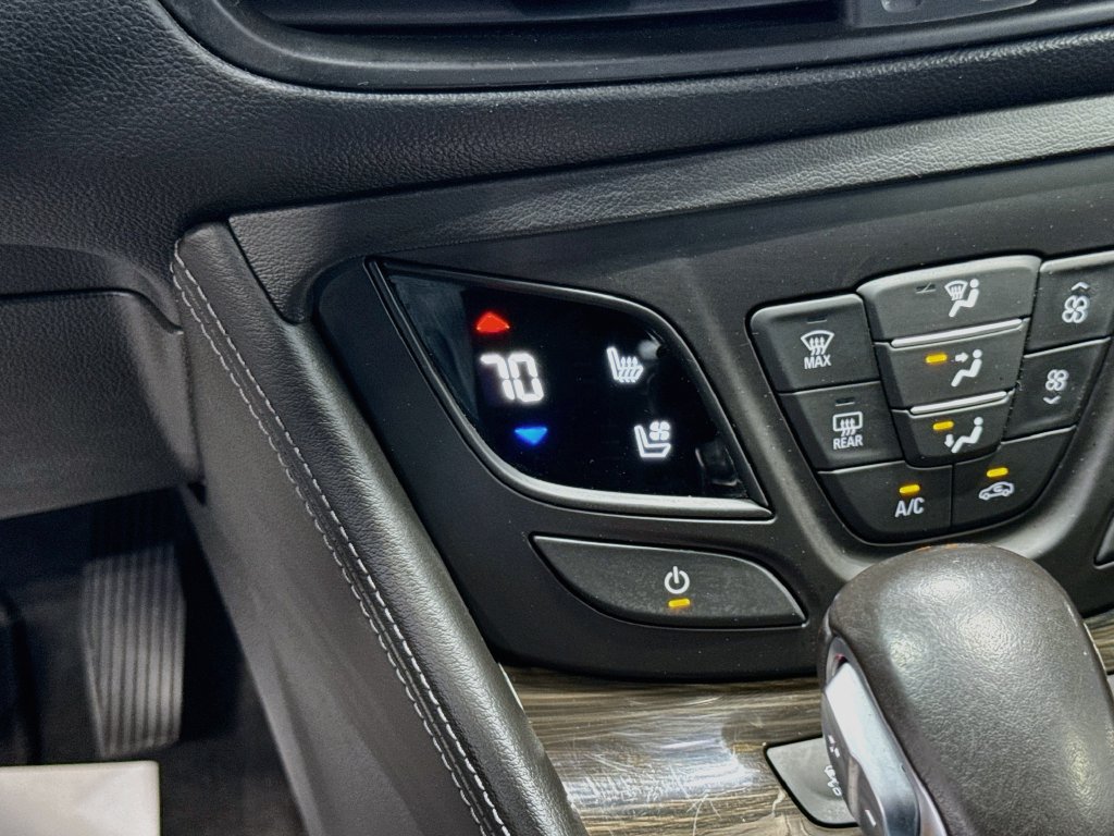 Used 2019 Buick Envision Premium w/ Driver Confidence Package AWD/4WD image 21