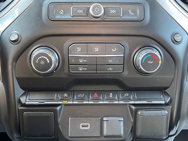 Used 2020 Chevrolet Silverado 1500 Custom w/ Custom Value Package image 12