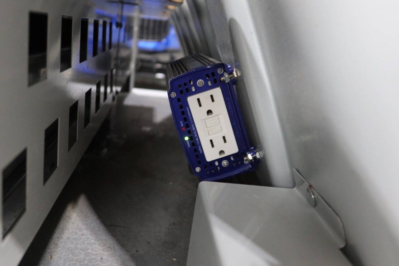 Used 2016 Ford Transit Connect XL FWD image 16