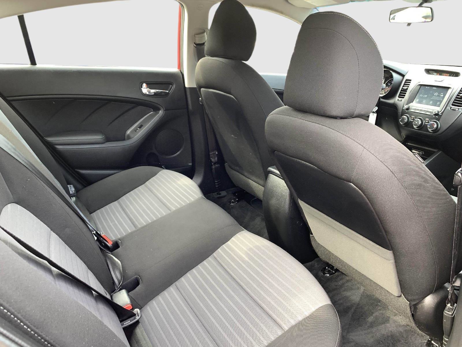 Used 2018 Kia Forte S FWD image 38
