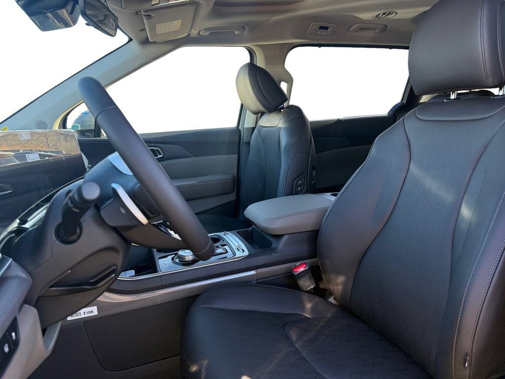 New 2026 Kia Carnival SX FWD image 9