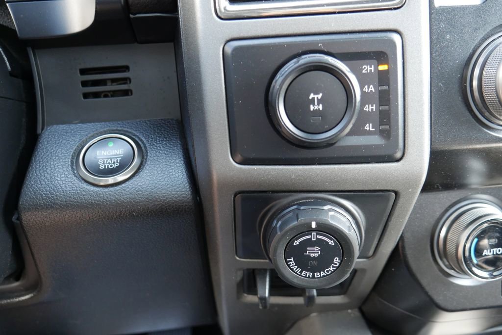 Used 2019 Ford F150 Raptor w/ Equipment Group 802A Luxury AWD/4WD image 19