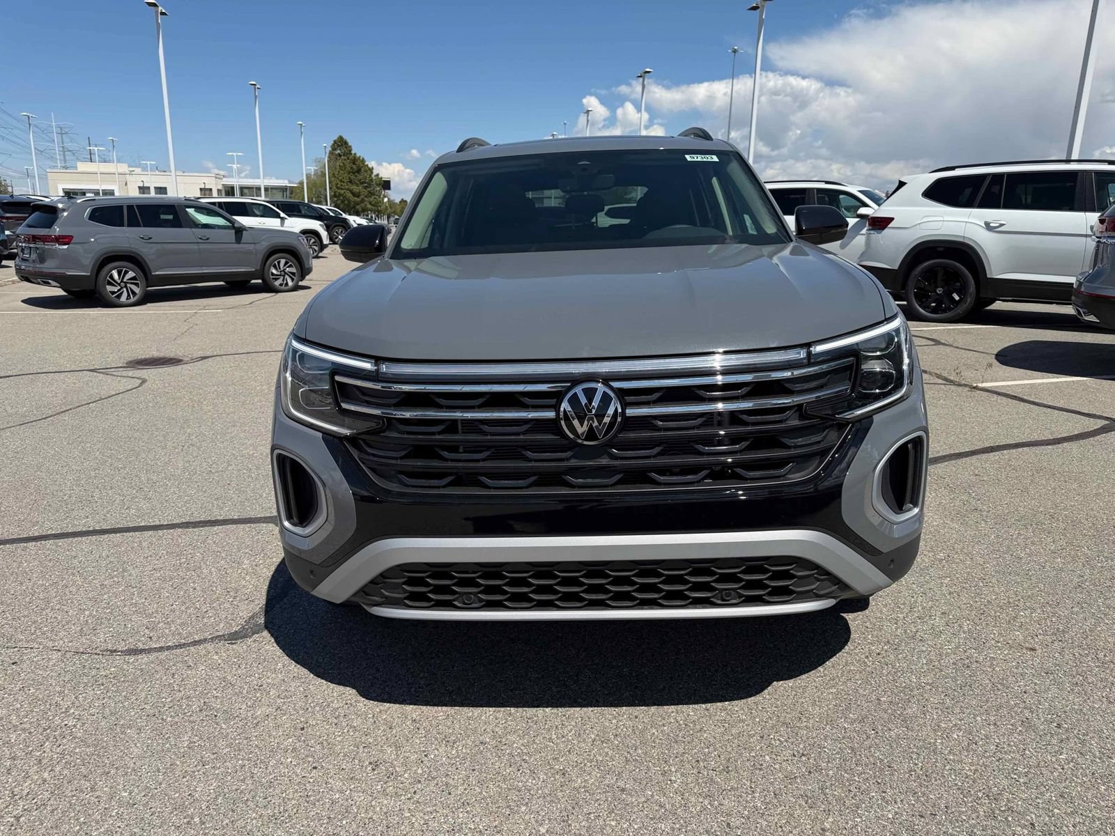 New 2026 Volkswagen Atlas Peak Edition AWD/4WD image 10