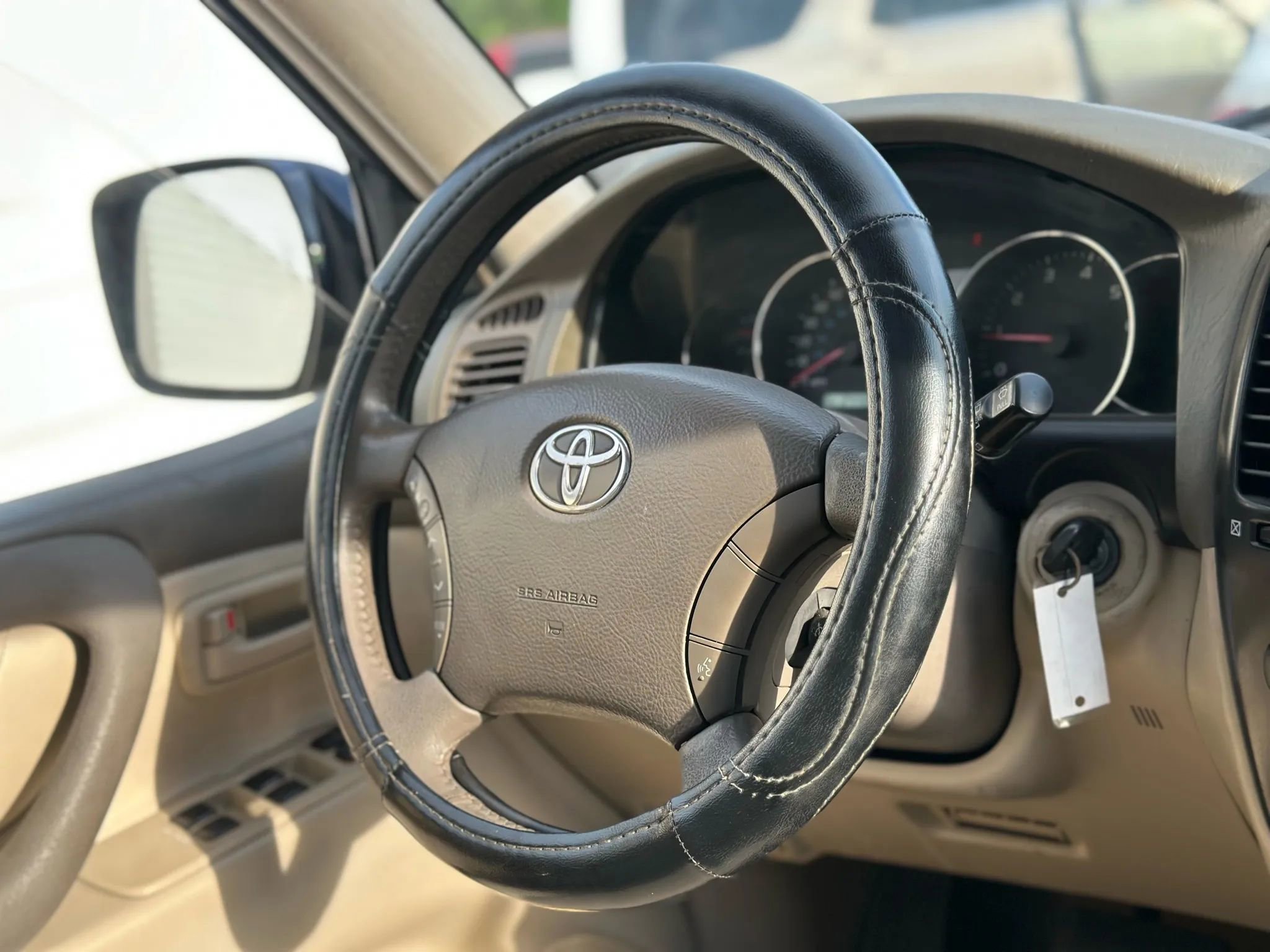 Used 2003 Toyota Land Cruiser AWD/4WD image 13