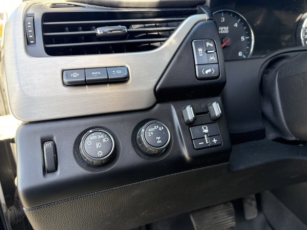 Used 2020 GMC Yukon XL Denali image 18