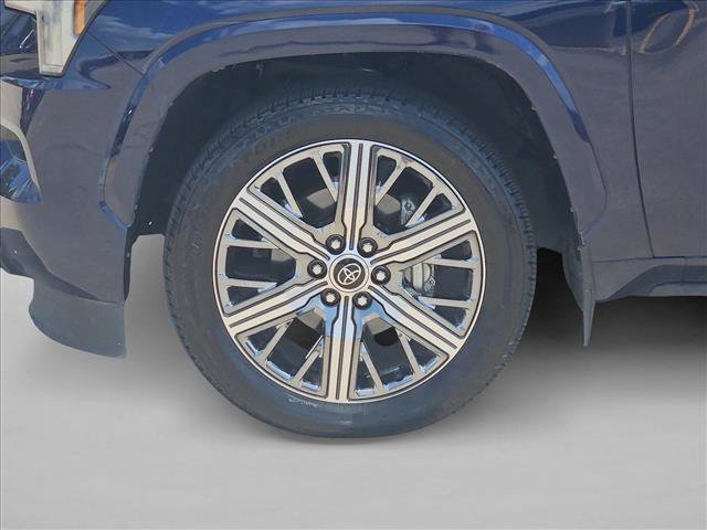 Used 2024 Toyota Sequoia Capstone AWD/4WD image 14