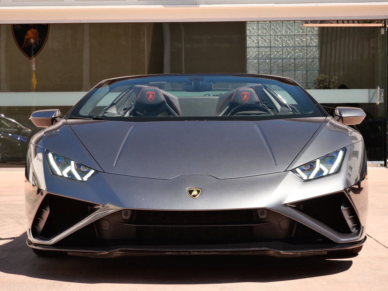 Used 2021 Lamborghini Huracan EVO RWD image 3