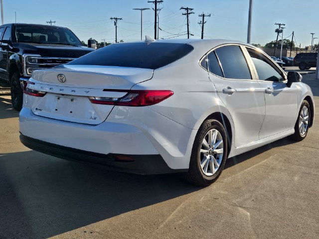 Used 2025 Toyota Camry LE FWD image 4