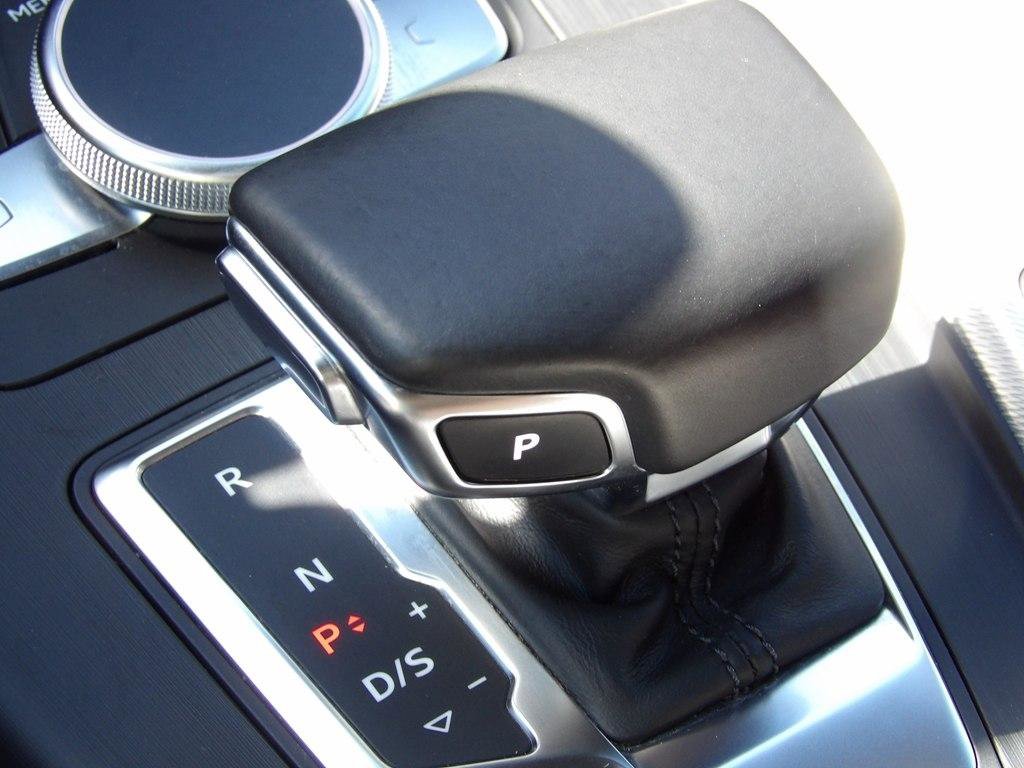 Used 2017 Audi A4 2.0T Prestige image 28