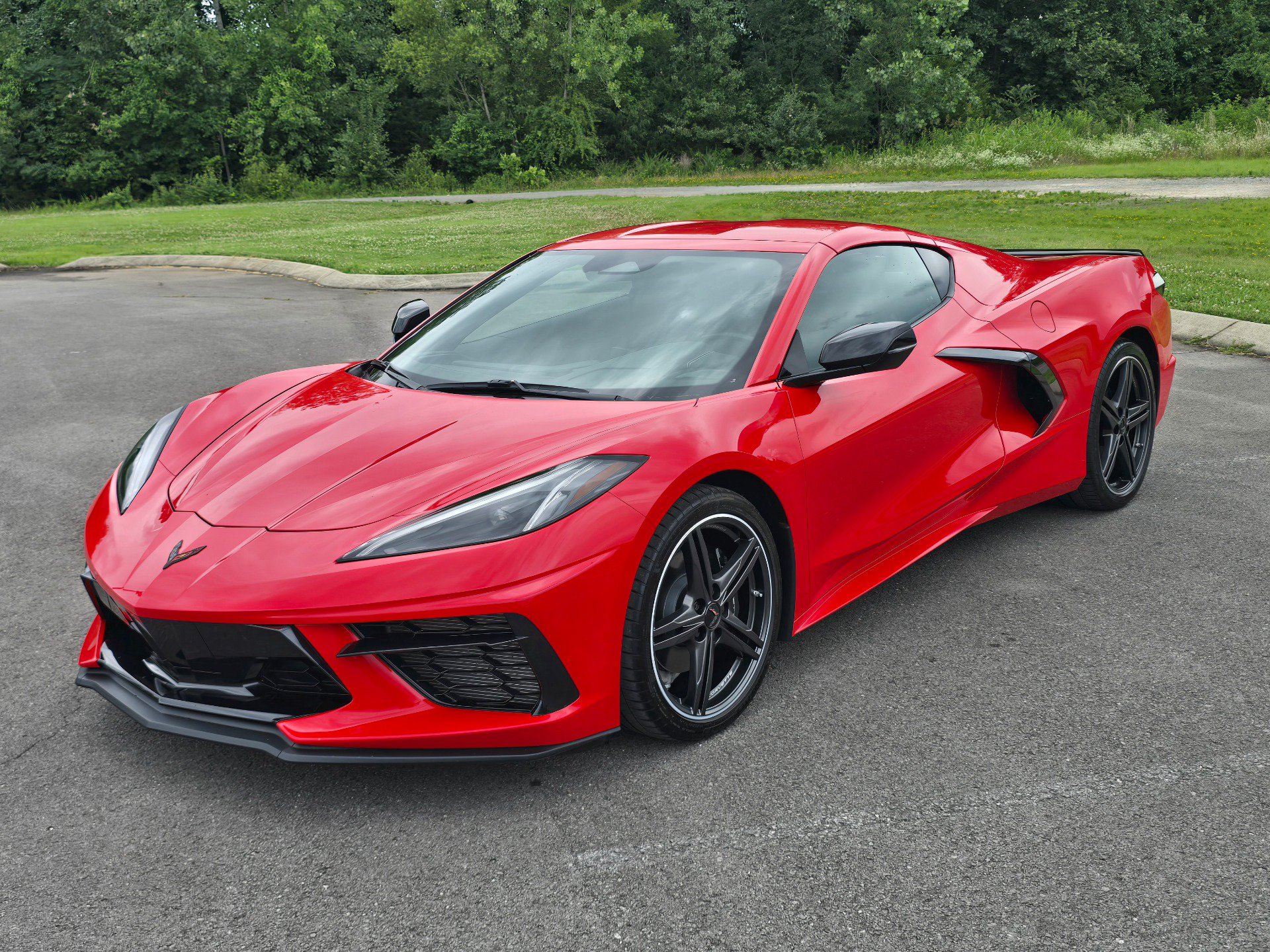 Used 2024 Chevrolet Corvette Stingray Coupe w/ Battery Protection Package RWD image 3