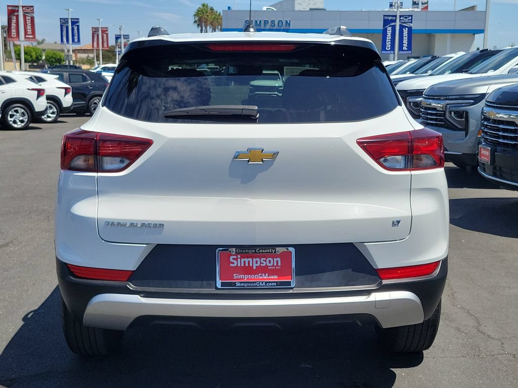 Used 2023 Chevrolet TrailBlazer LT FWD image 24