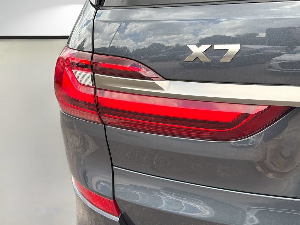 Used 2020 BMW X7 M50i w/ Executive Package AWD/4WD image 46