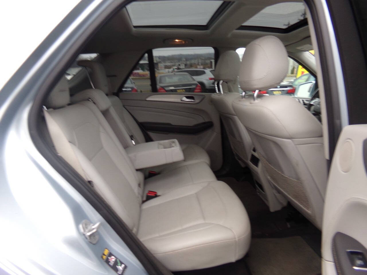 Used 2015 Mercedes-Benz ML 350 2WD image 21