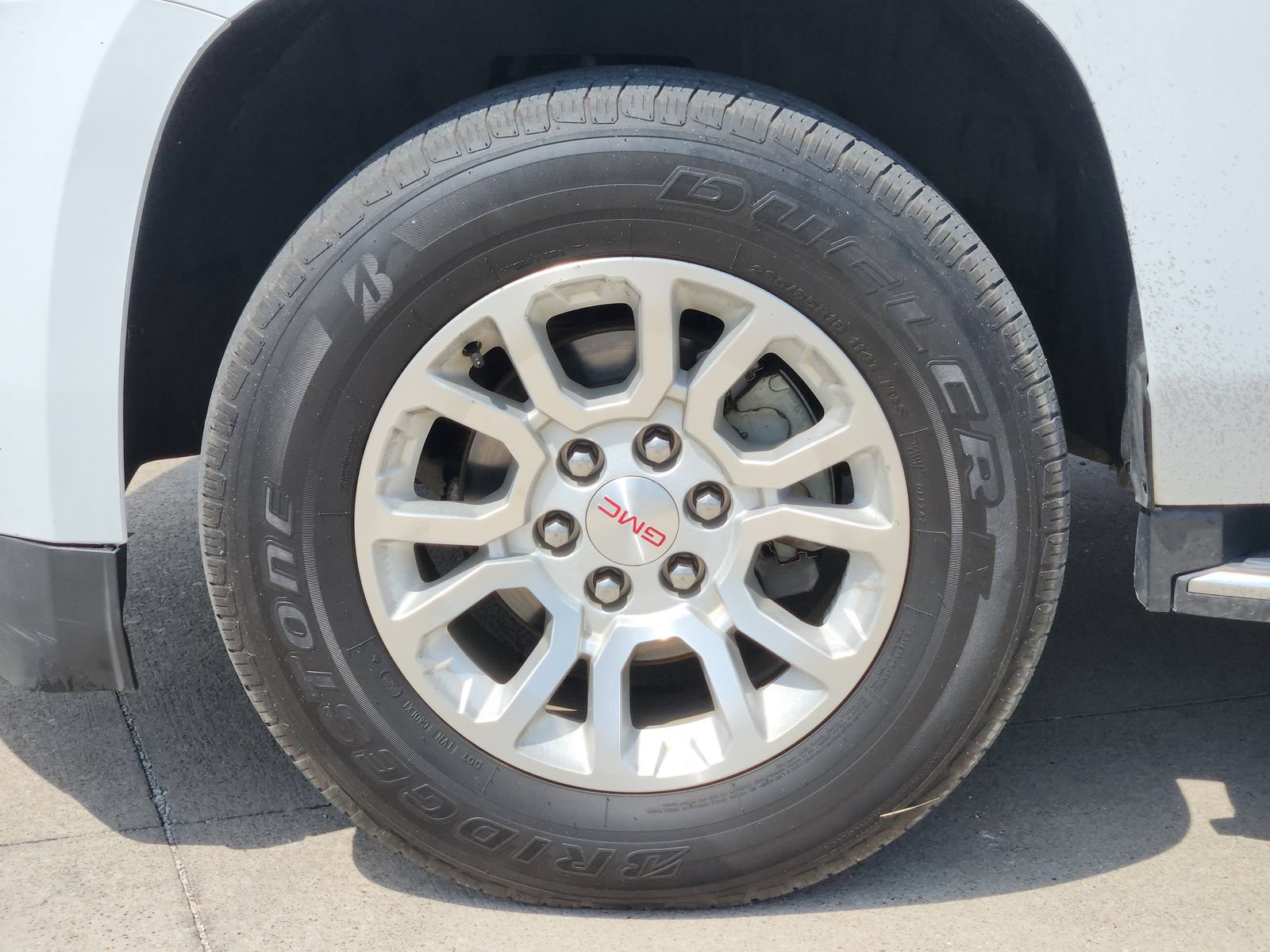 Used 2019 GMC Yukon XL SLT w/ Open Road Package AWD/4WD image 11