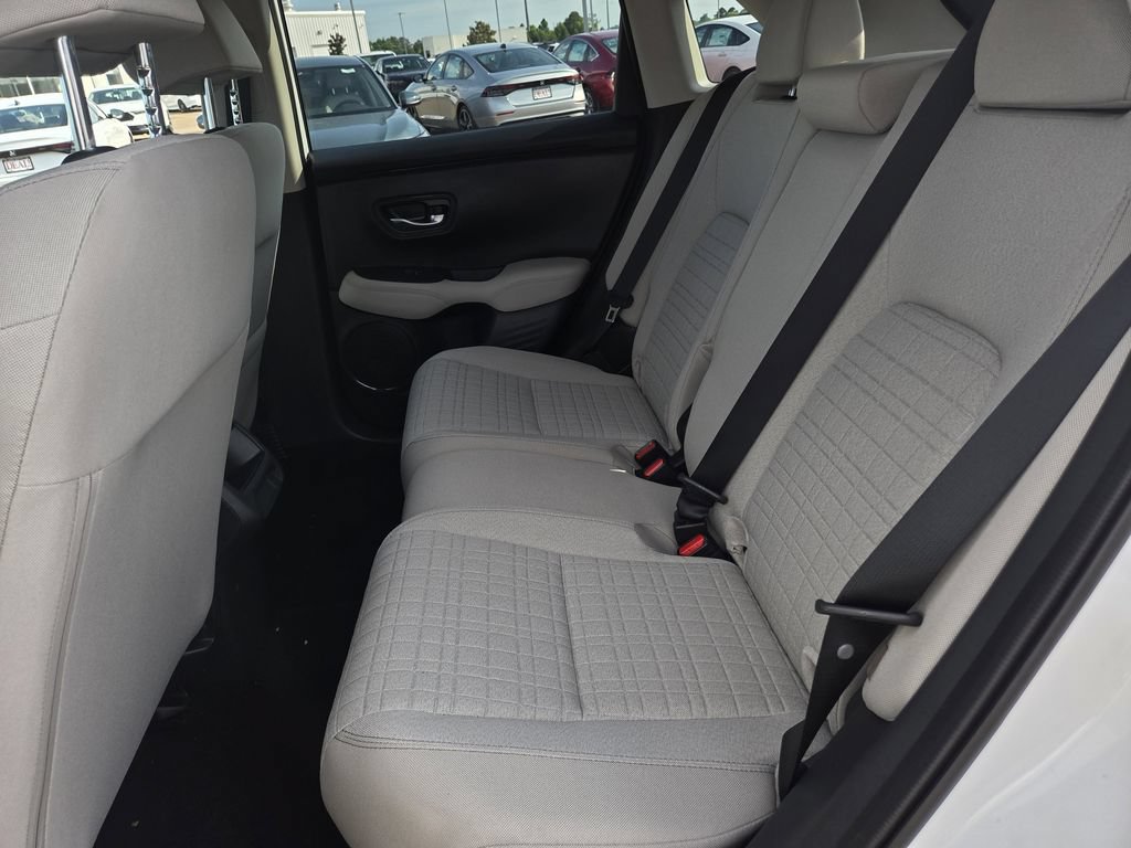 New 2027 Honda HR-V LX image 17