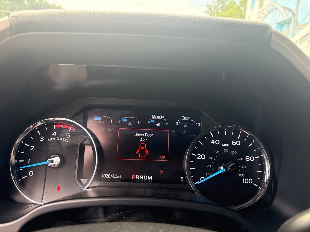 Used 2021 Ford F250 Lariat w/ Lariat Ultimate Package AWD/4WD image 18