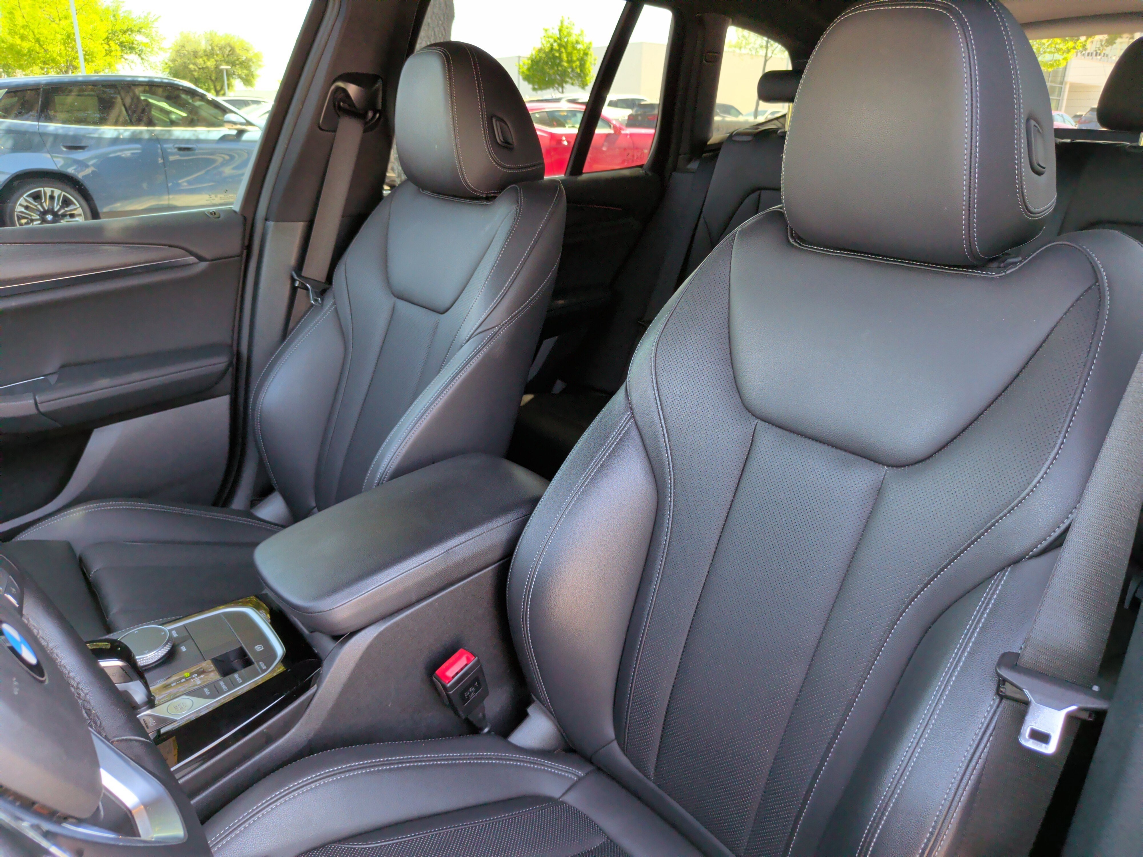 Used 2022 BMW X3 sDrive30i w/ Premium Package 2 image 25