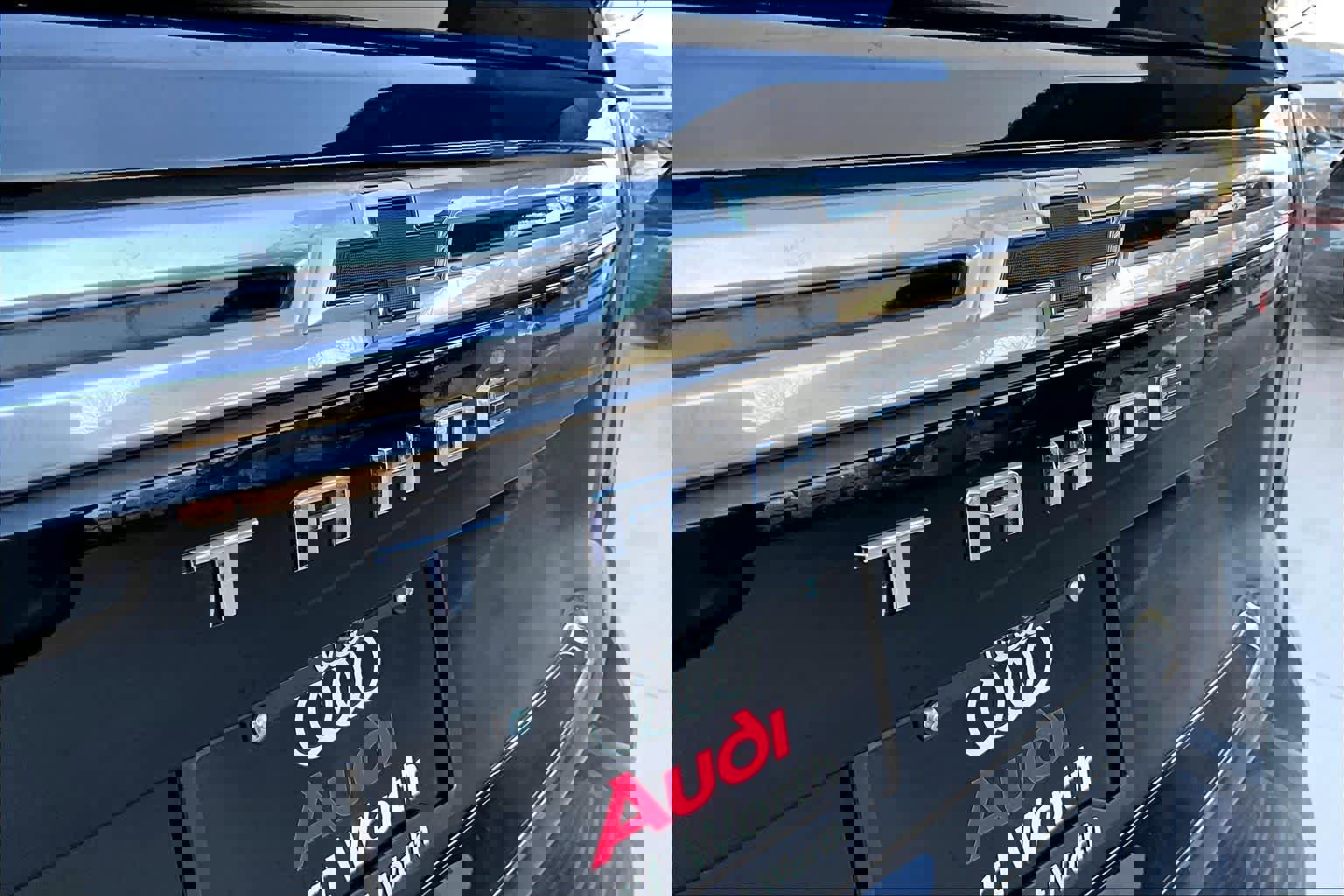 Used 2022 Chevrolet Tahoe High Country image 9