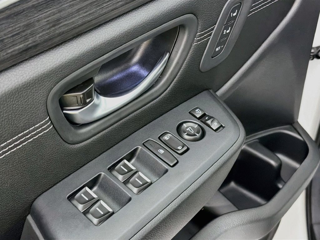 Used 2026 Honda Pilot Touring image 17