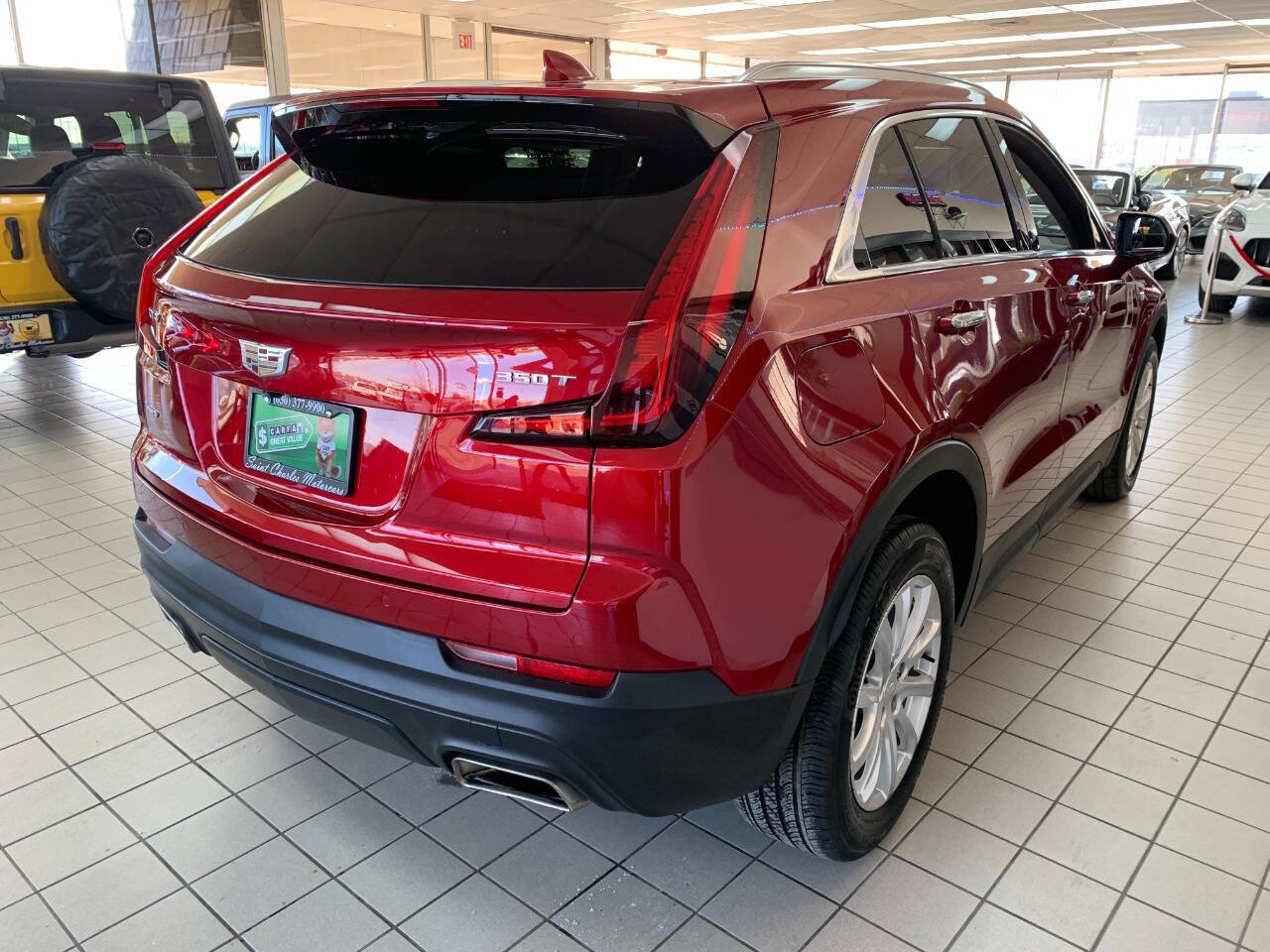 Used 2023 Cadillac XT4 Luxury w/ Cold Weather Package image 5