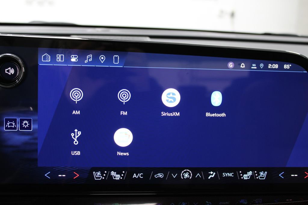 New 2026 Chevrolet Traverse RS w/ LPO, Floor Liner Package image 54