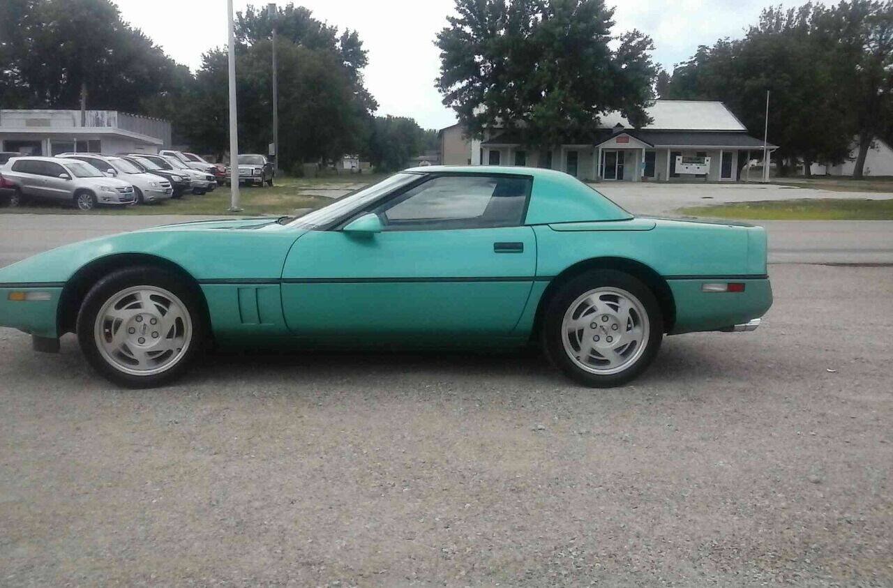 Used 1990 Chevrolet Corvette Convertible RWD image 5