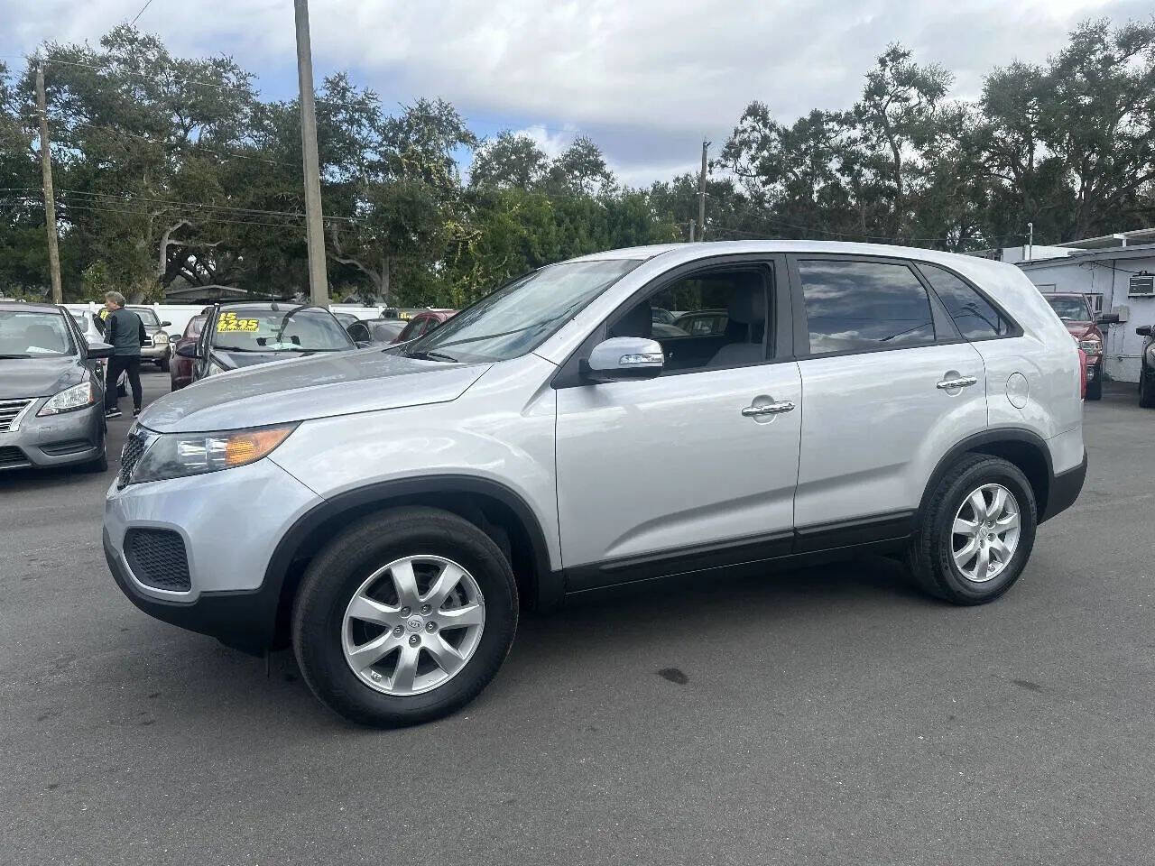 Used 2011 Kia Sorento LX 4dr SUV image 9