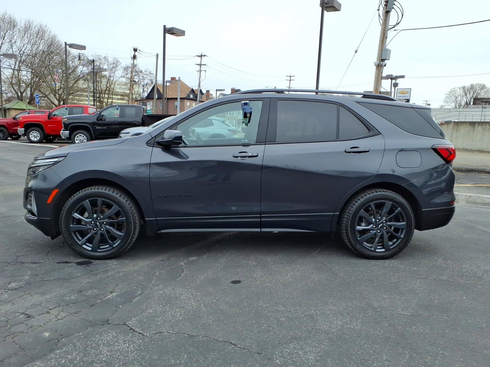 Used 2023 Chevrolet Equinox RS image 6