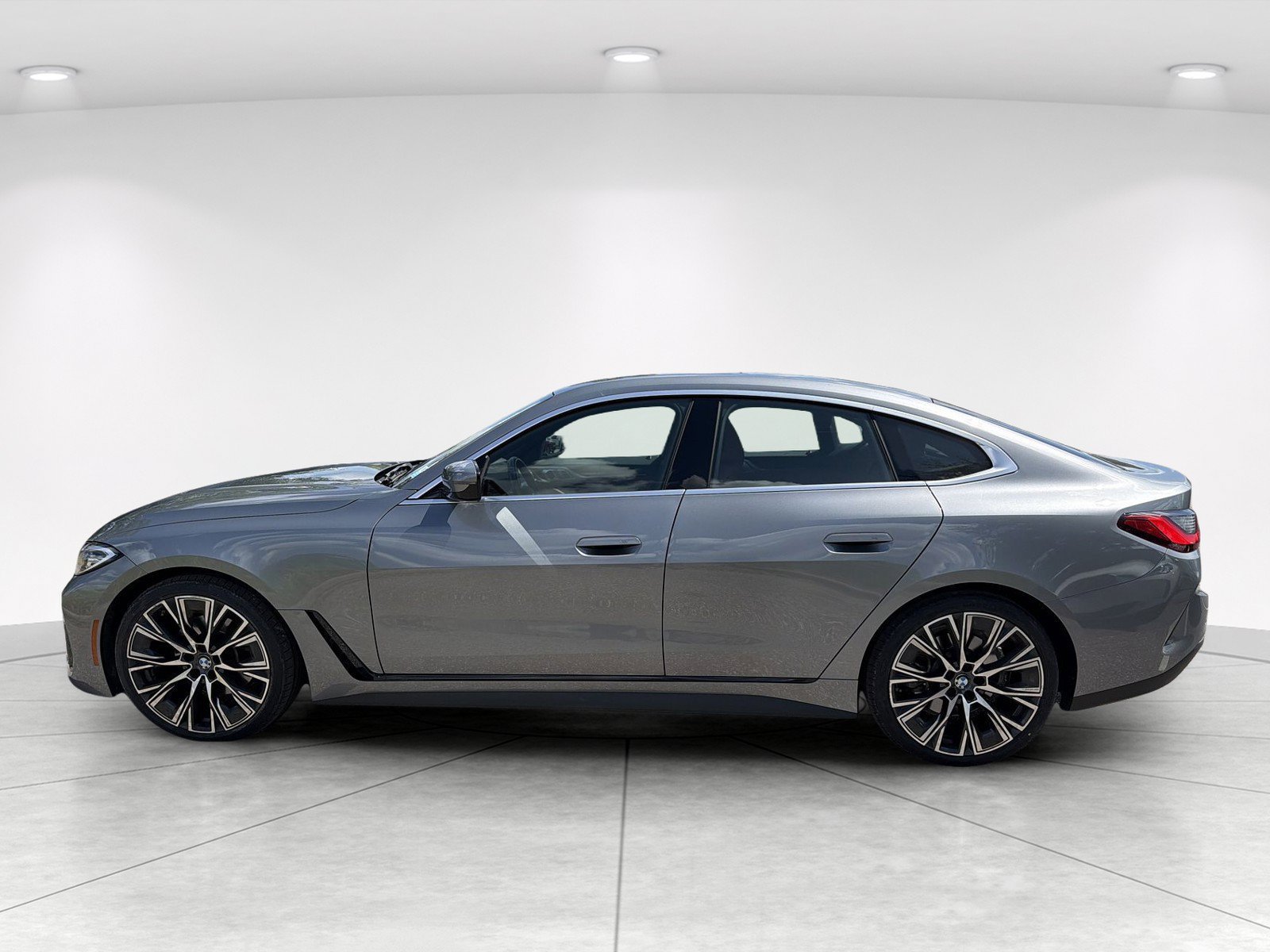 Used 2024 BMW 430i Gran Coupe xDrive w/ Premium Package AWD/4WD image 7