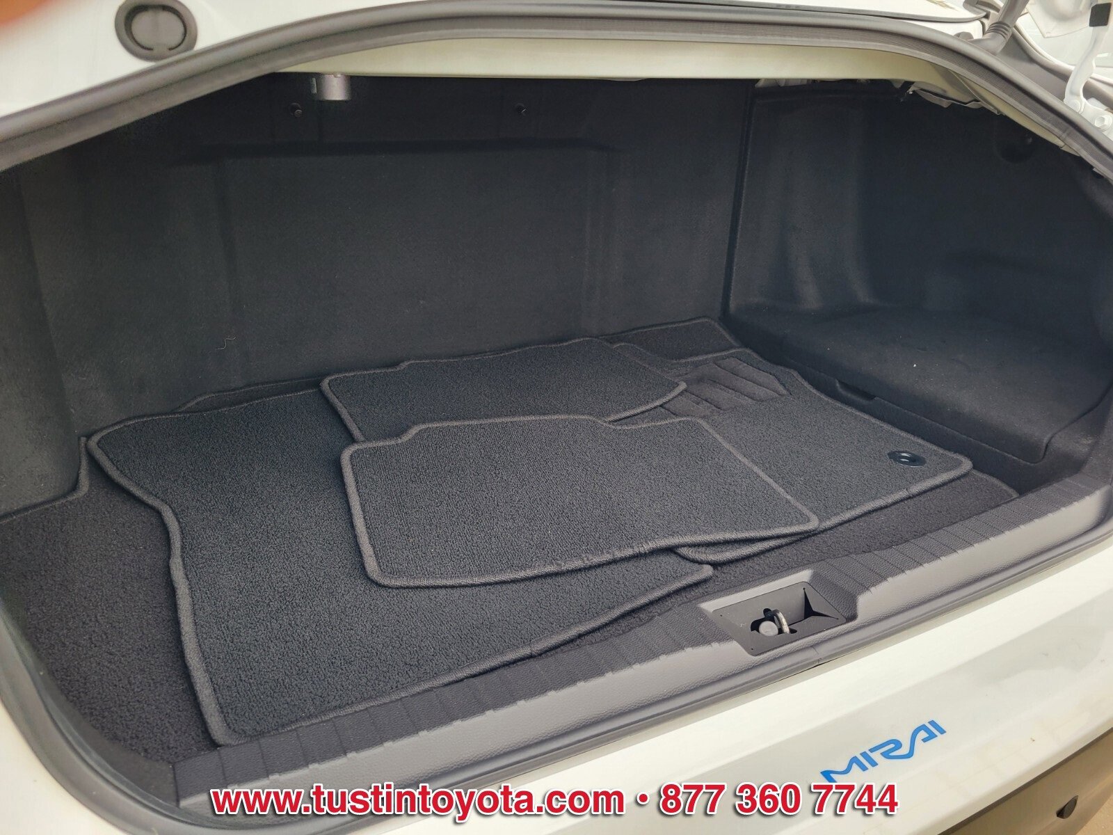 Certified 2024 Toyota Mirai XLE image 13