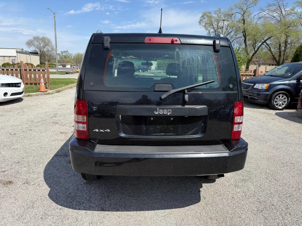 Used 2012 Jeep Liberty Sport AWD/4WD image 19