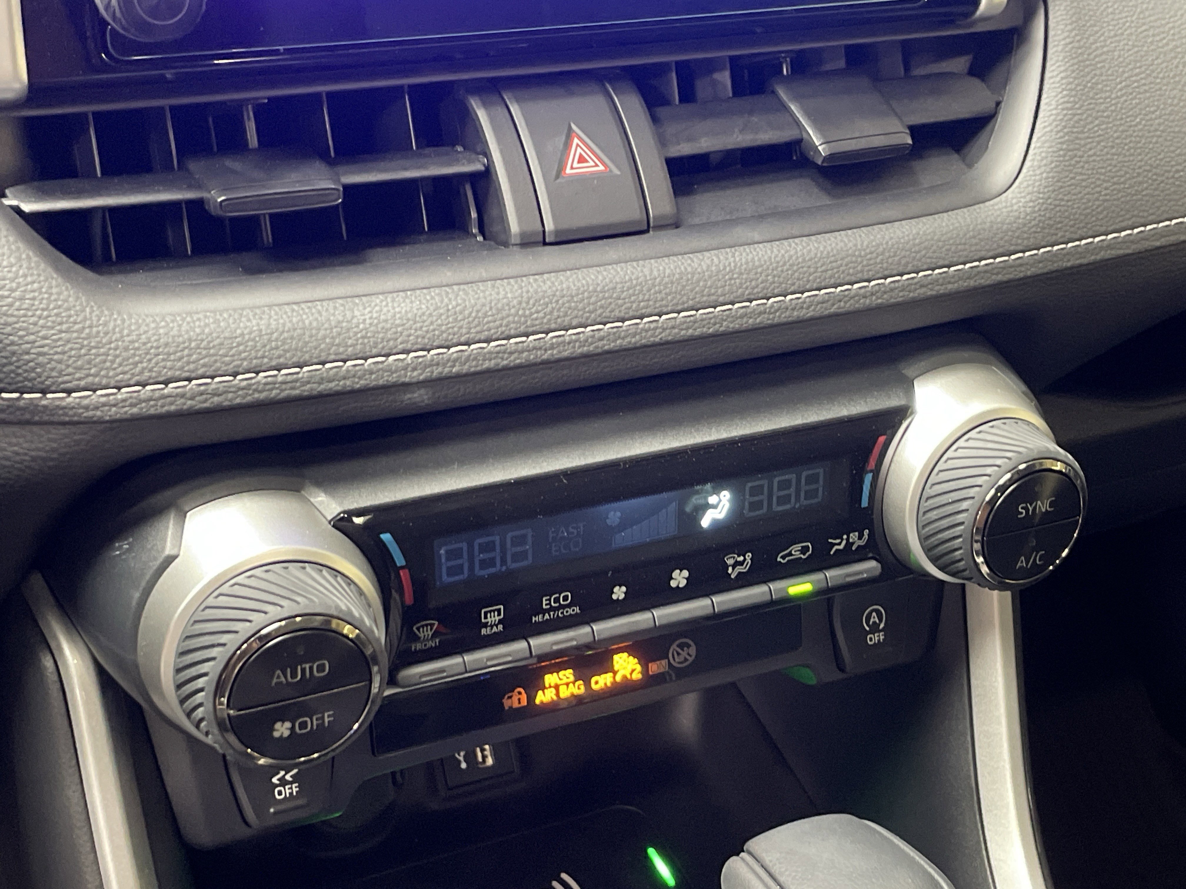 Certified 2025 Toyota RAV4 XLE w/ Convenience Package FWD image 24