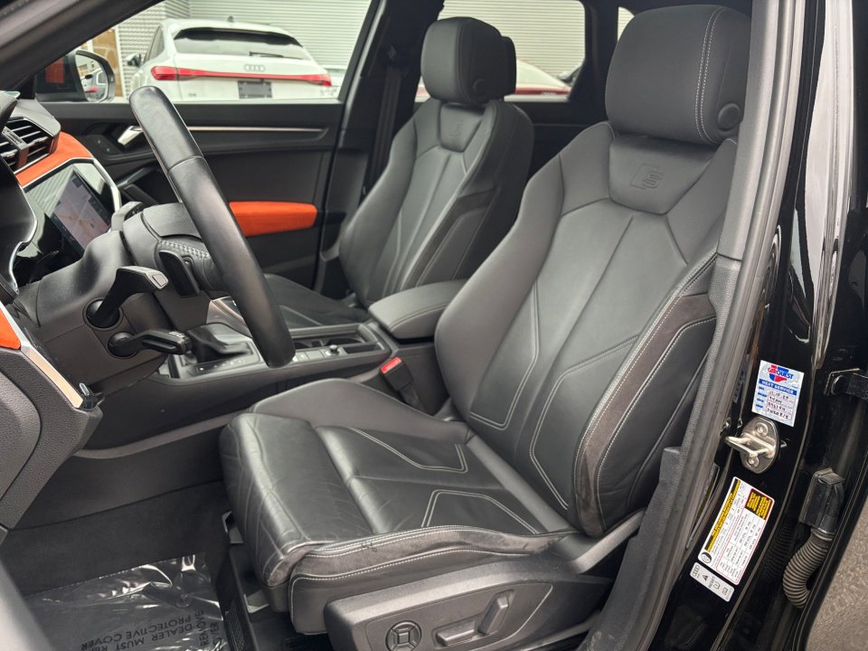 Used 2020 Audi Q3 2.0T Premium Plus w/ Premium Plus Package image 30