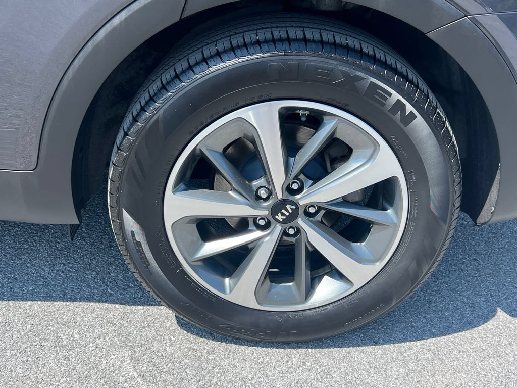 Used 2019 Kia Sorento EX AWD/4WD image 18