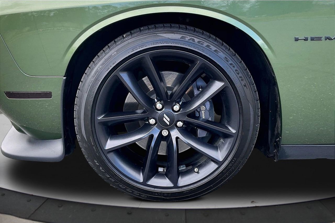 Certified 2022 Dodge Challenger R/T w/ Plus Package image 35