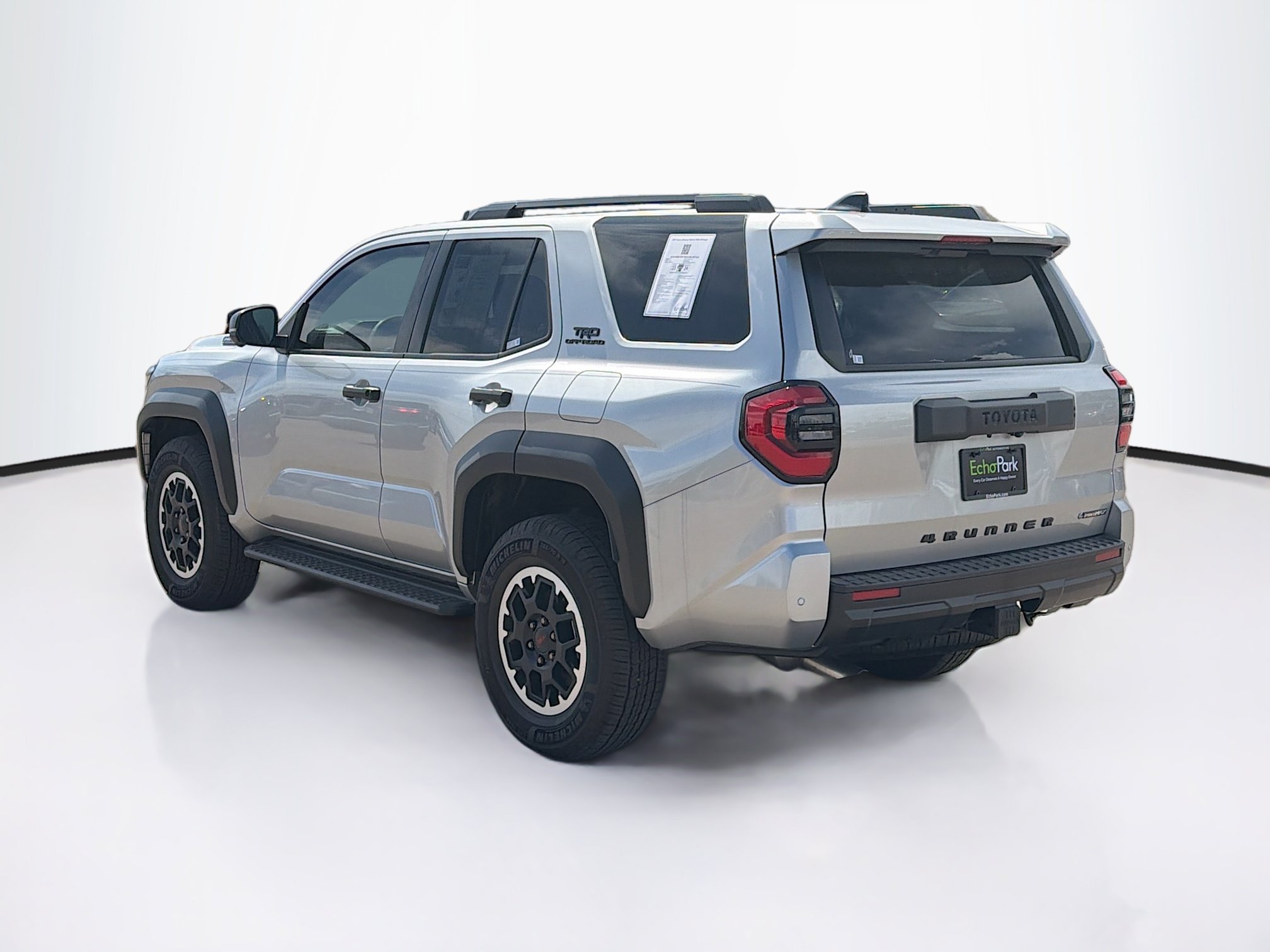 Used 2025 Toyota 4Runner TRD Off-Road Premium AWD/4WD image 5