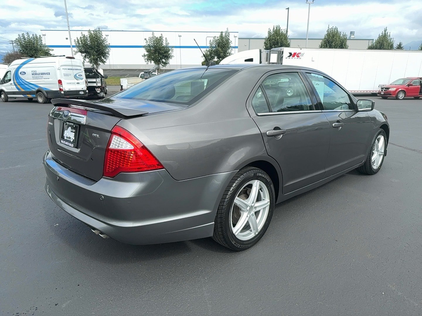 Used 2012 Ford Fusion SEL FWD image 4