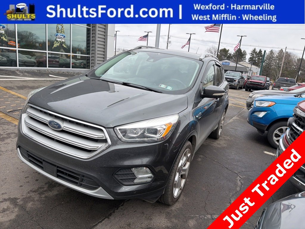 Used 2019 Ford Escape Titanium video 1