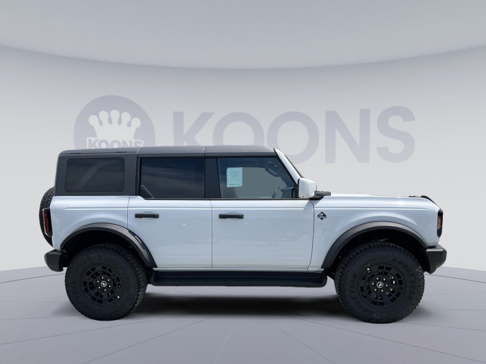 New 2026 Ford Bronco Outer Banks w/ Sasquatch Package AWD/4WD image 8
