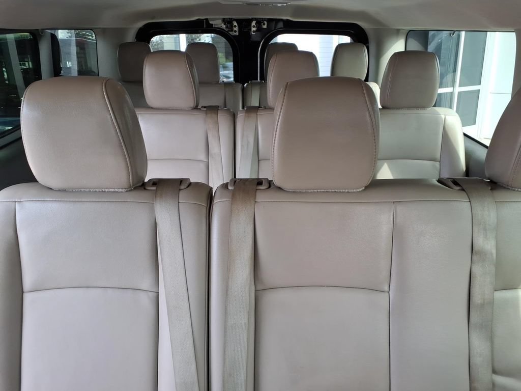 Used 2017 Nissan NV 3500 SL RWD image 28