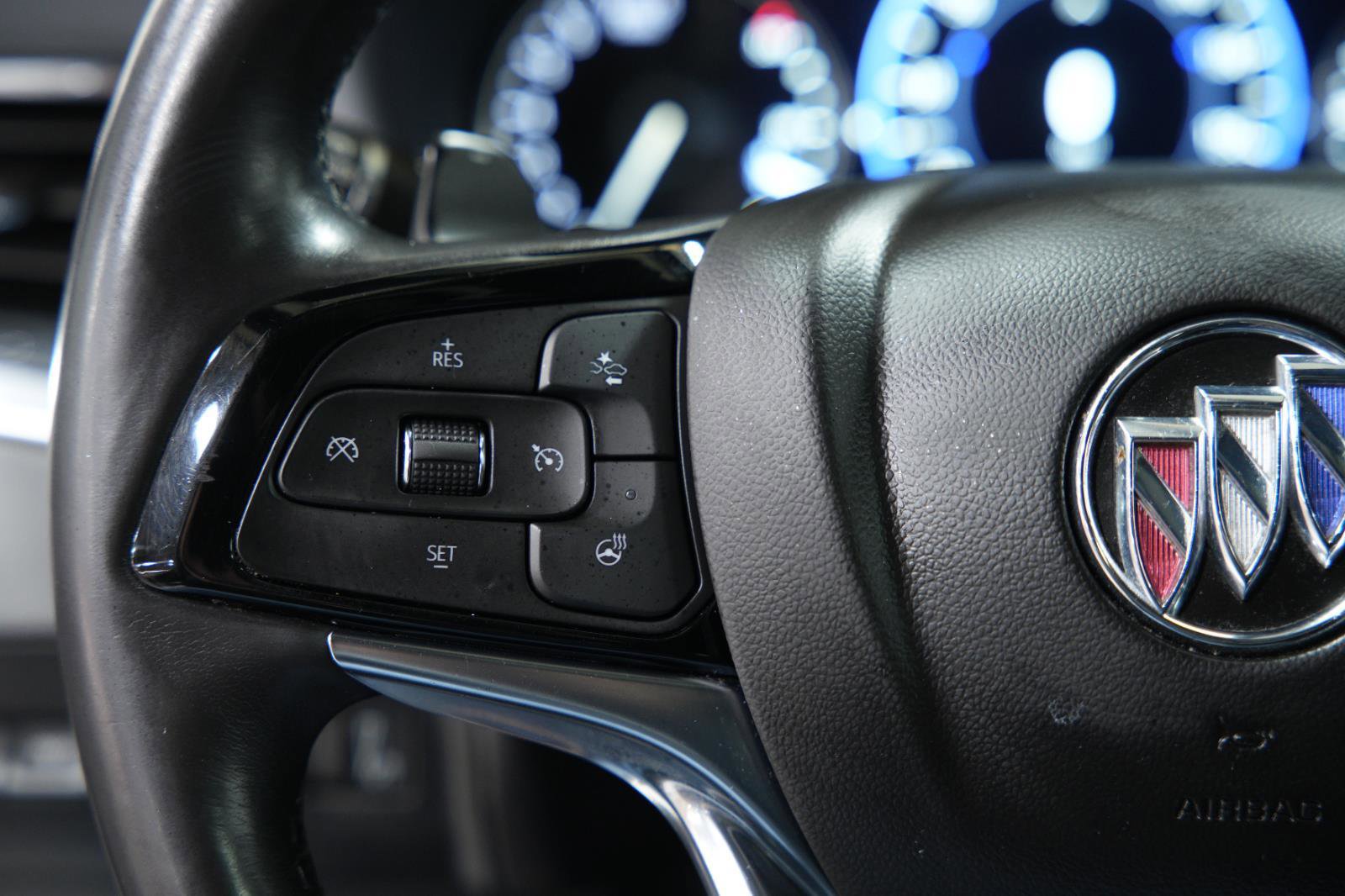 Used 2024 Buick Enclave Premium w/ Experience Buick Package image 34