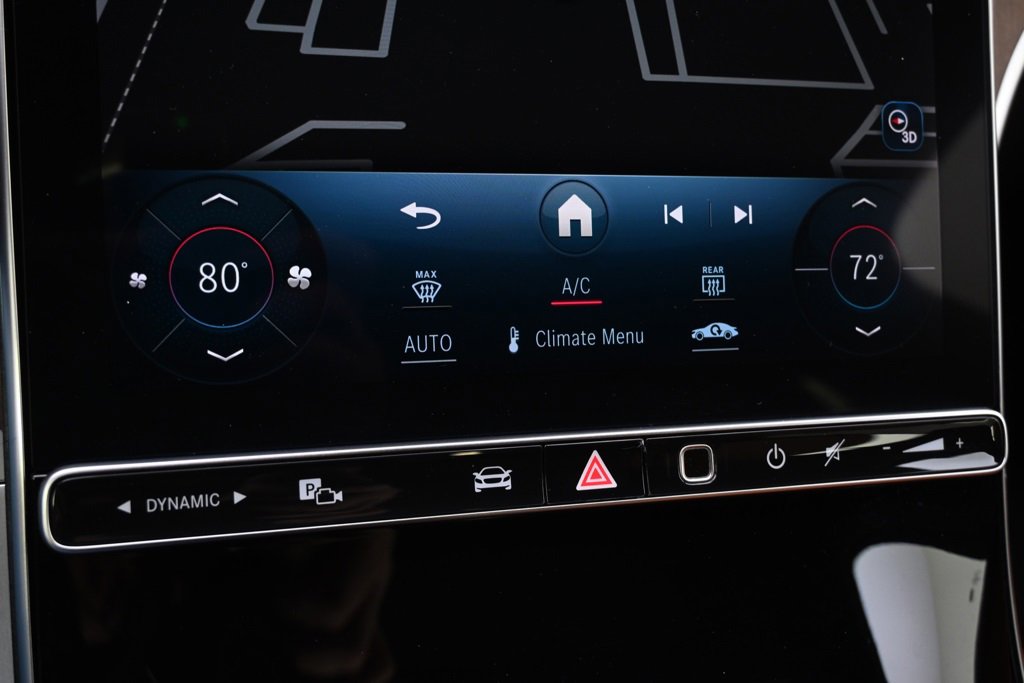 Used 2023 Mercedes-Benz C 300 4MATIC Sedan image 31