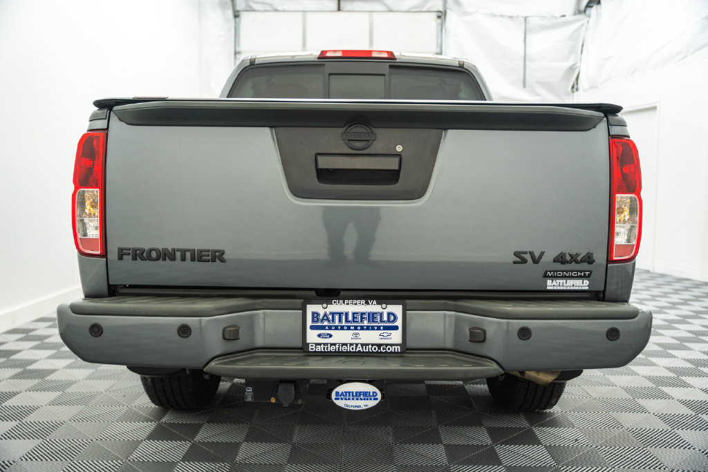 Used 2020 Nissan Frontier SV w/ Midnight Edition Floor Mats AWD/4WD image 6