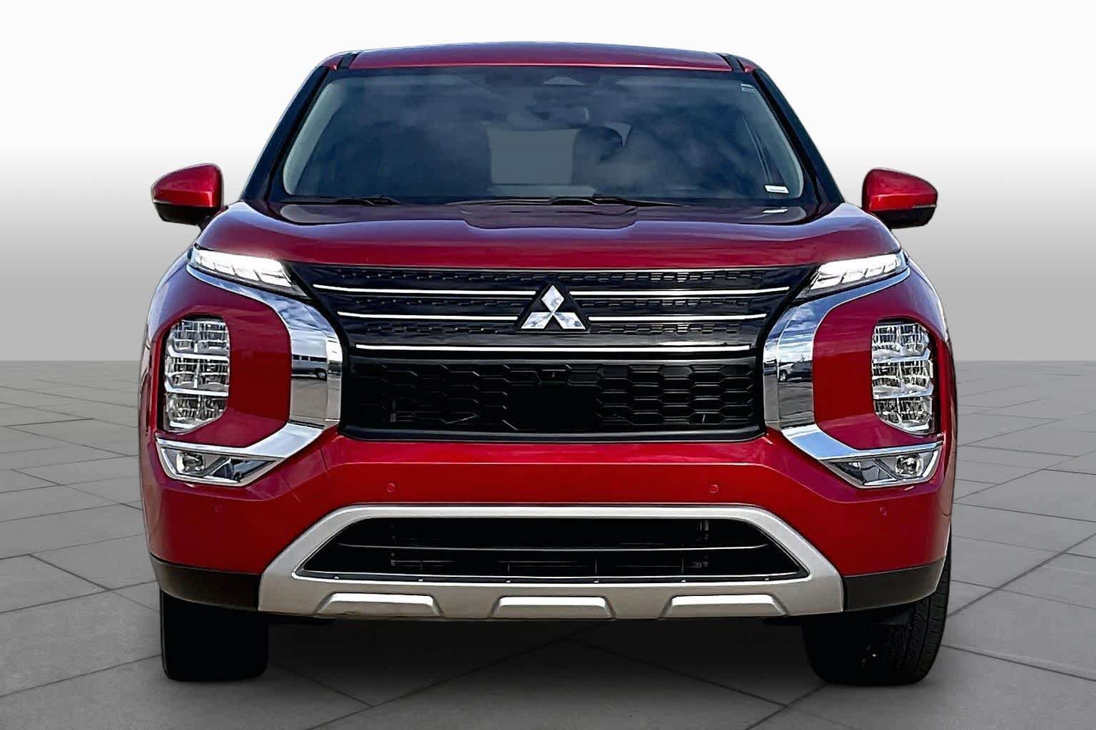 Used 2024 Mitsubishi Outlander SE FWD image 4