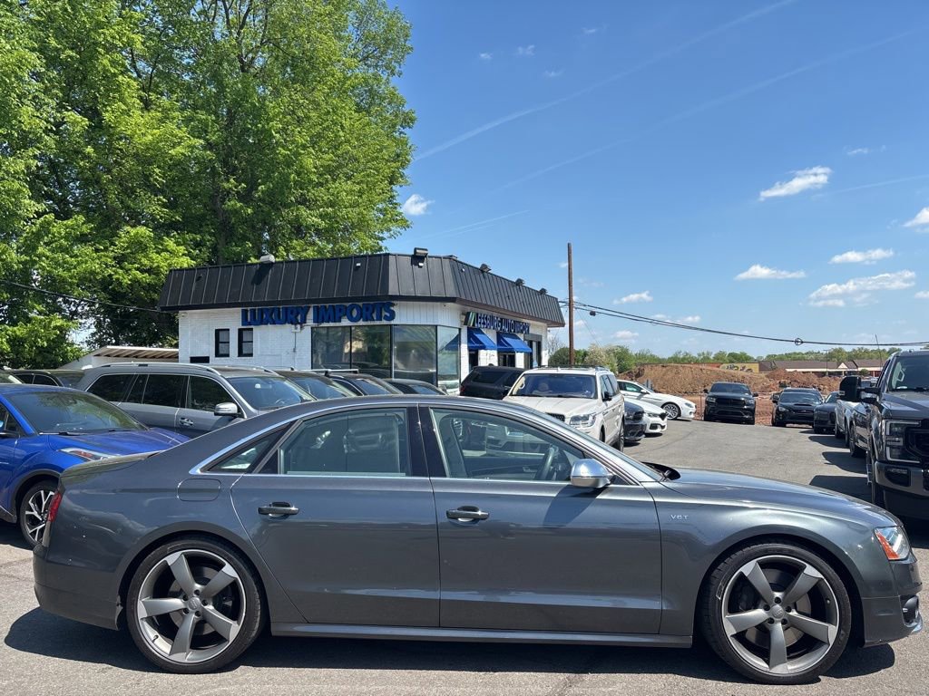 Used 2013 Audi S8 AWD/4WD image 6