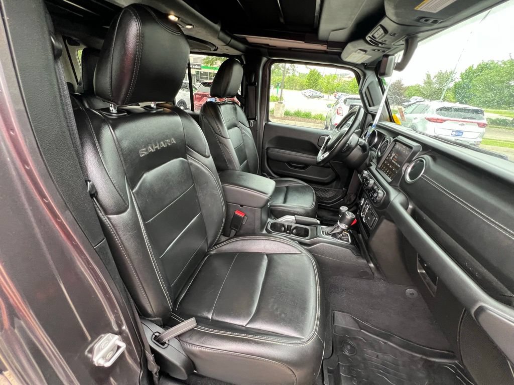 Used 2021 Jeep Wrangler Unlimited Sahara AWD/4WD image 27